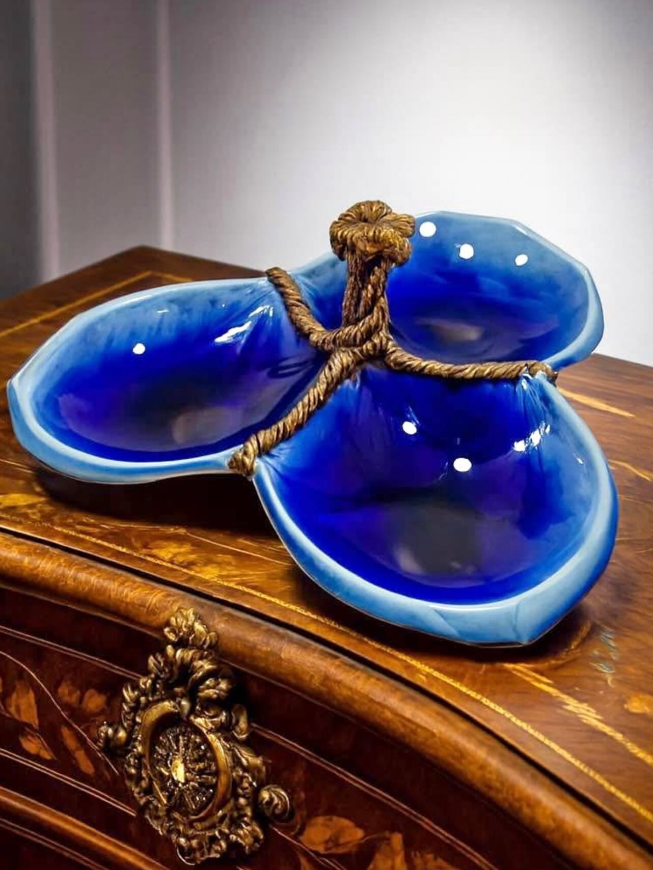 Divided ceramic dish