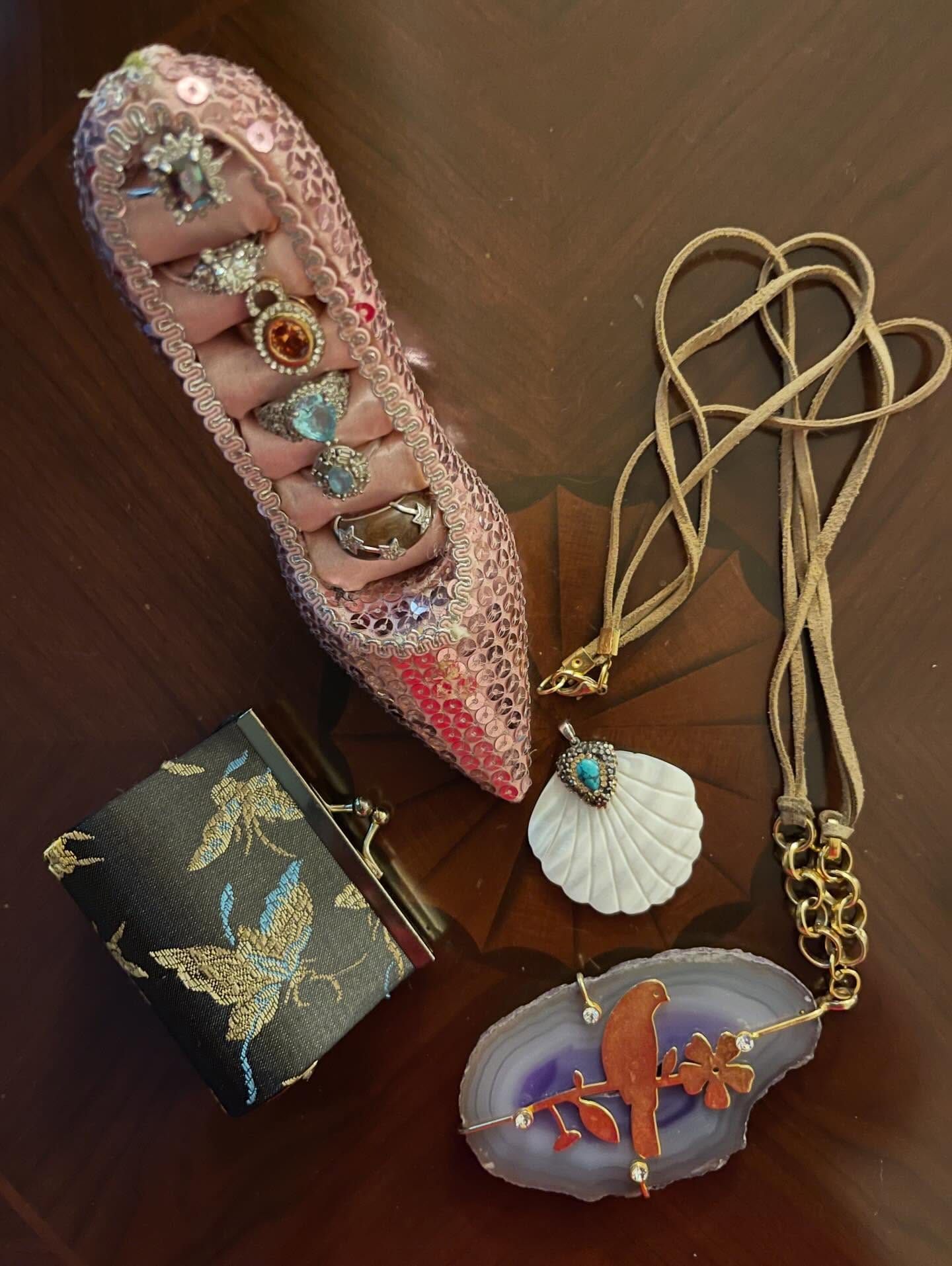 Jewelry and silk set