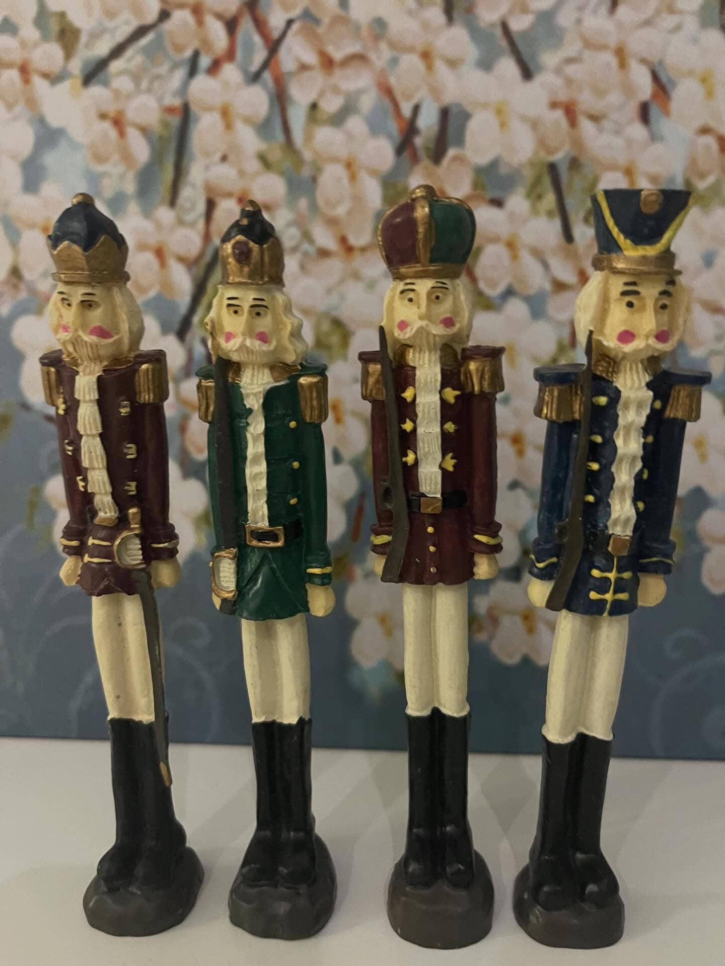 Hand-painted polyresin nutcrackers