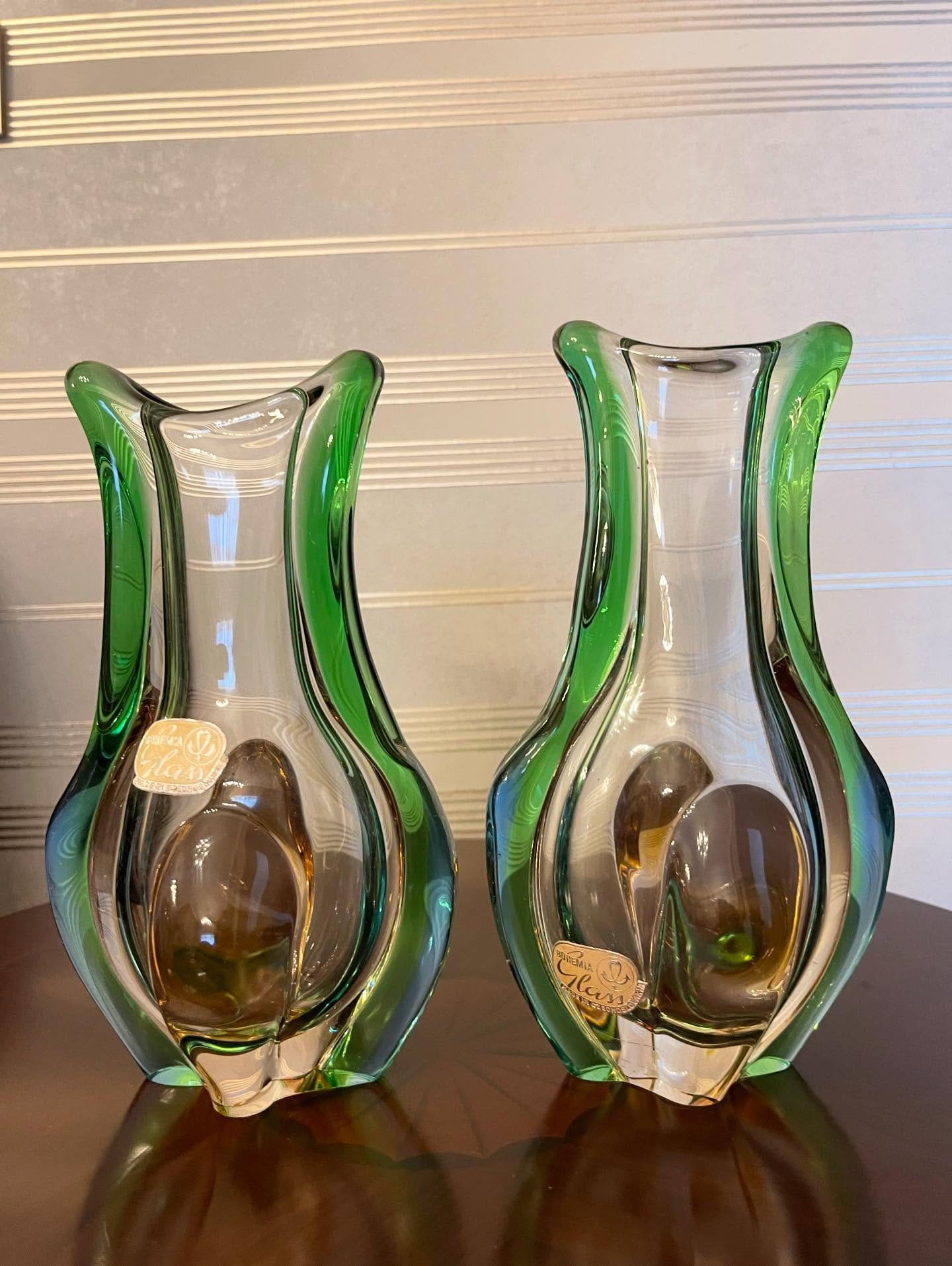 Crystal vase pair